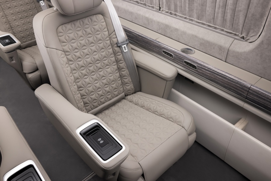 Сиденья для Sprinter BusinessJet. Фото