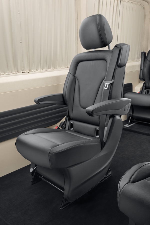 Задние сиденья в Sprinter Comfort. Фото 3