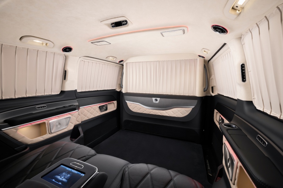 Салон V-Business Jet. Фото 2