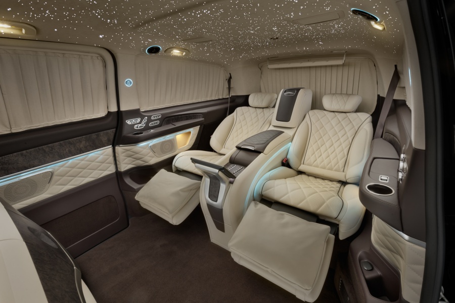 Сиденья для Mercedes-Benz V-VIP в Москве. Фото