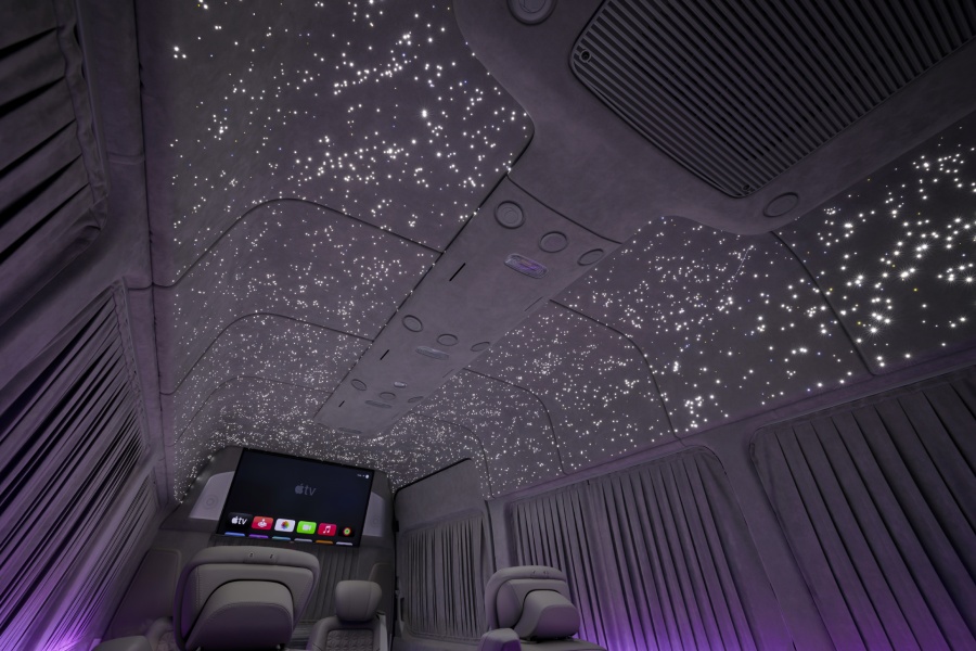 Sprinter BusinessJet звездное небо. Фото 39