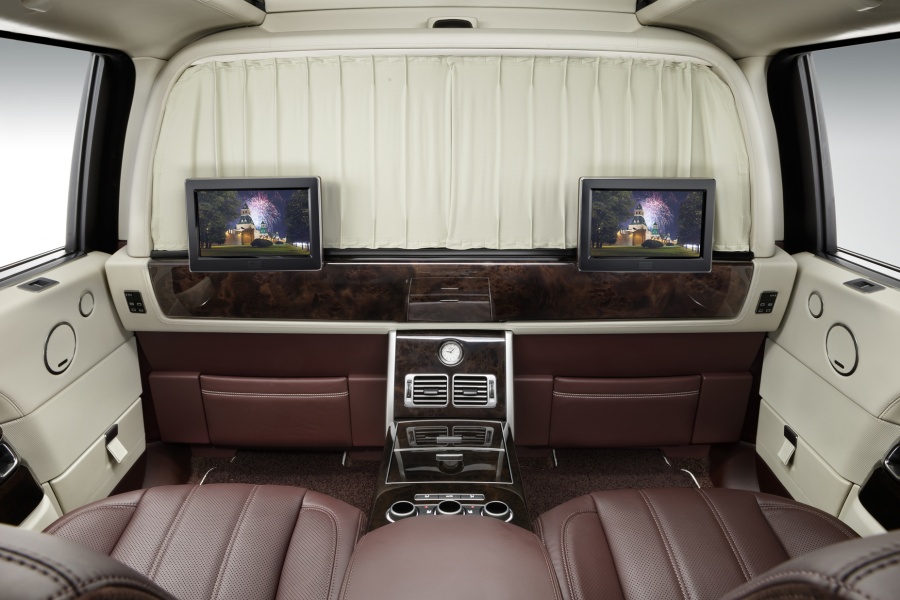 Салон Land Rover Range Rover. Фото