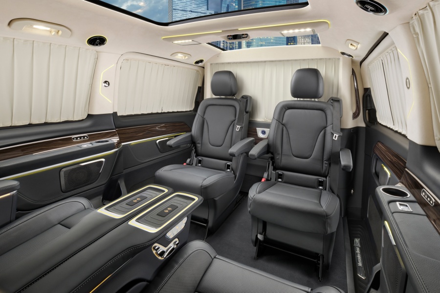 Салон V-Business Jet. Фото 10