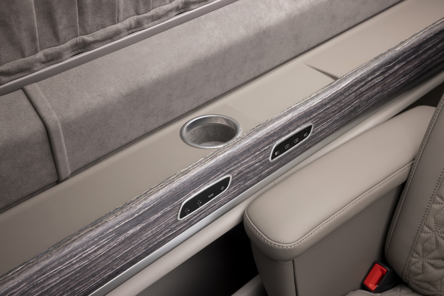 Тюнинг Sprinter BusinessJet. Фото 12