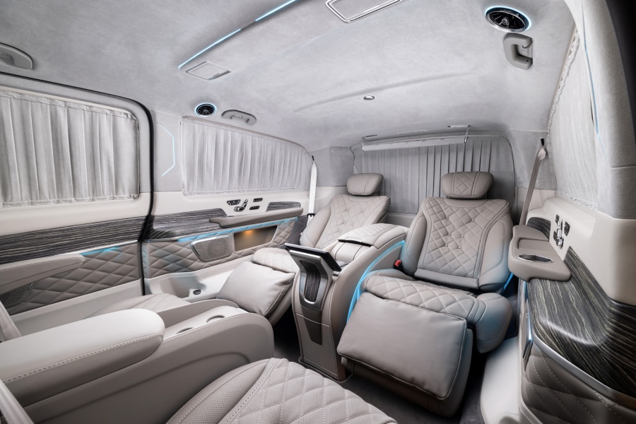 Салон V-BusinessJet. Фото 28