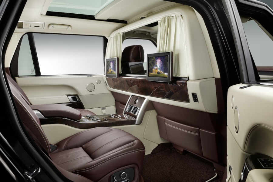 Салон Land Rover Range Rover. Фото 1